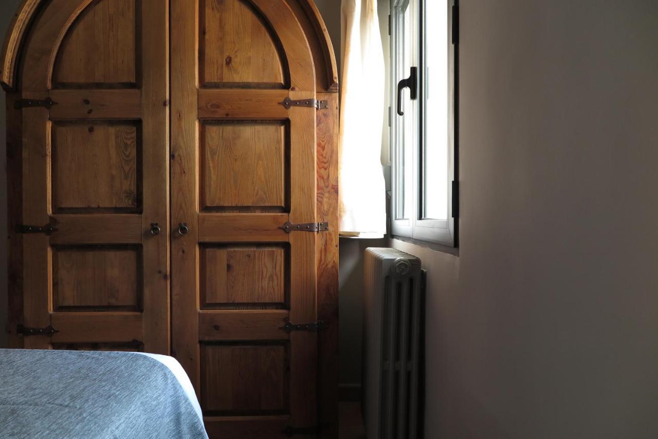 Apartamentos Casa Pochetas Bielsa Exteriör bild